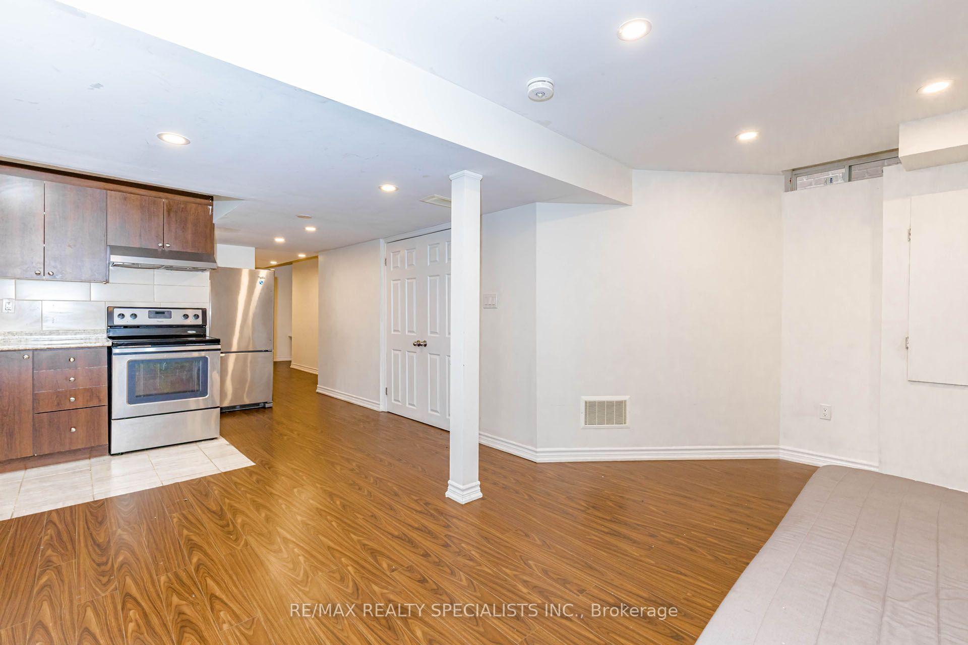 Photo 40 of 182 Allegro Drive, Brampton, Credit Valley — HOMEH