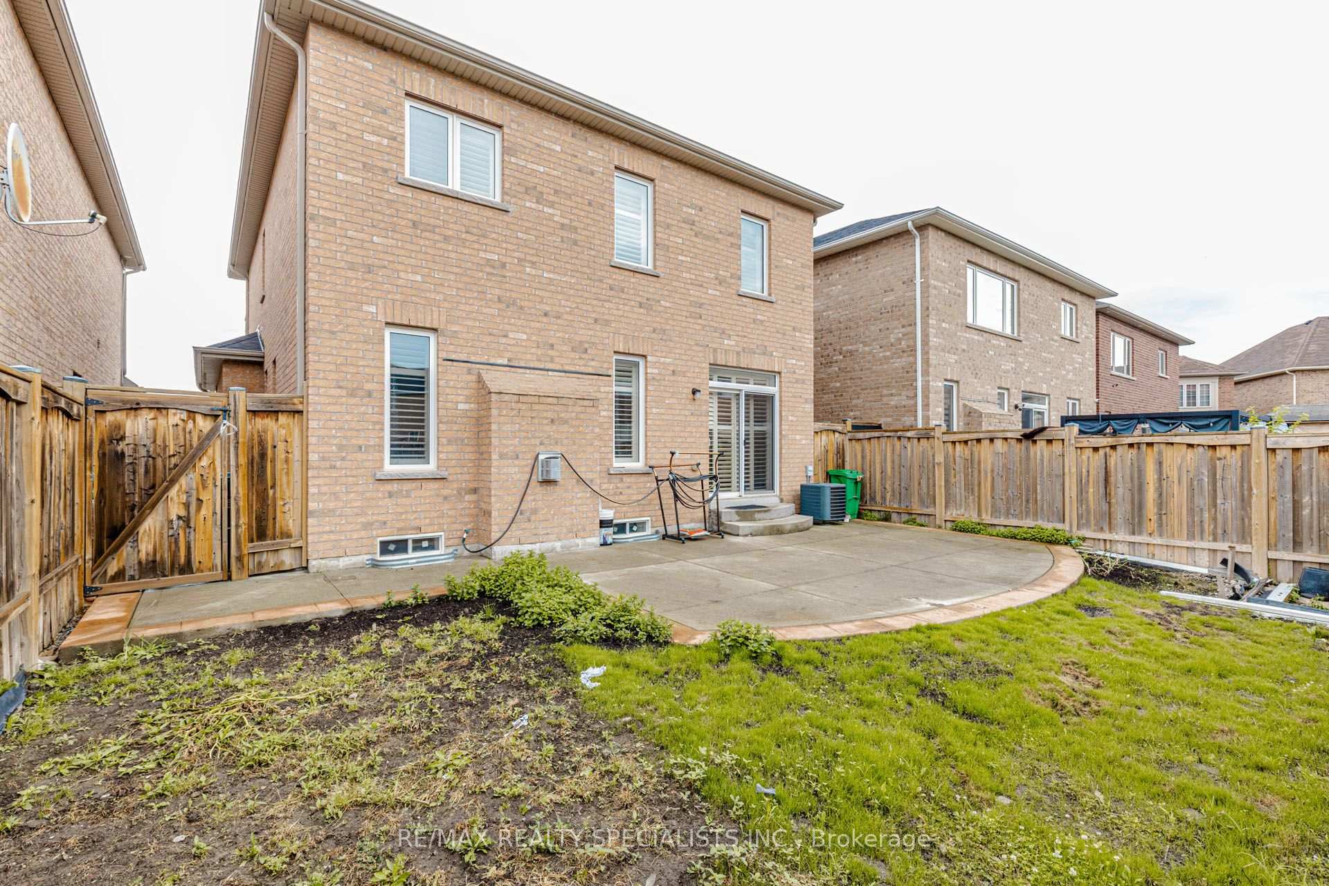 Photo 50 of 182 Allegro Drive, Brampton, Credit Valley — HOMEH