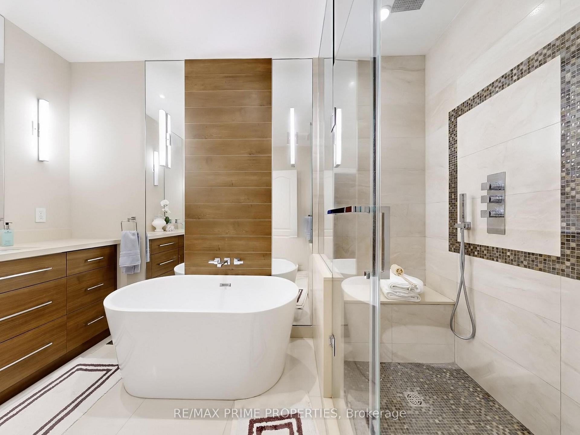 Photo 42 of Unit 18, 11 Berczy Creek Way, Markham, Cachet — HOMEH