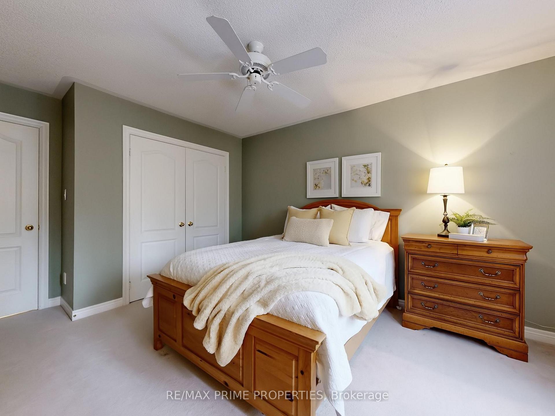 Photo 53 of Unit 18, 11 Berczy Creek Way, Markham, Cachet — HOMEH