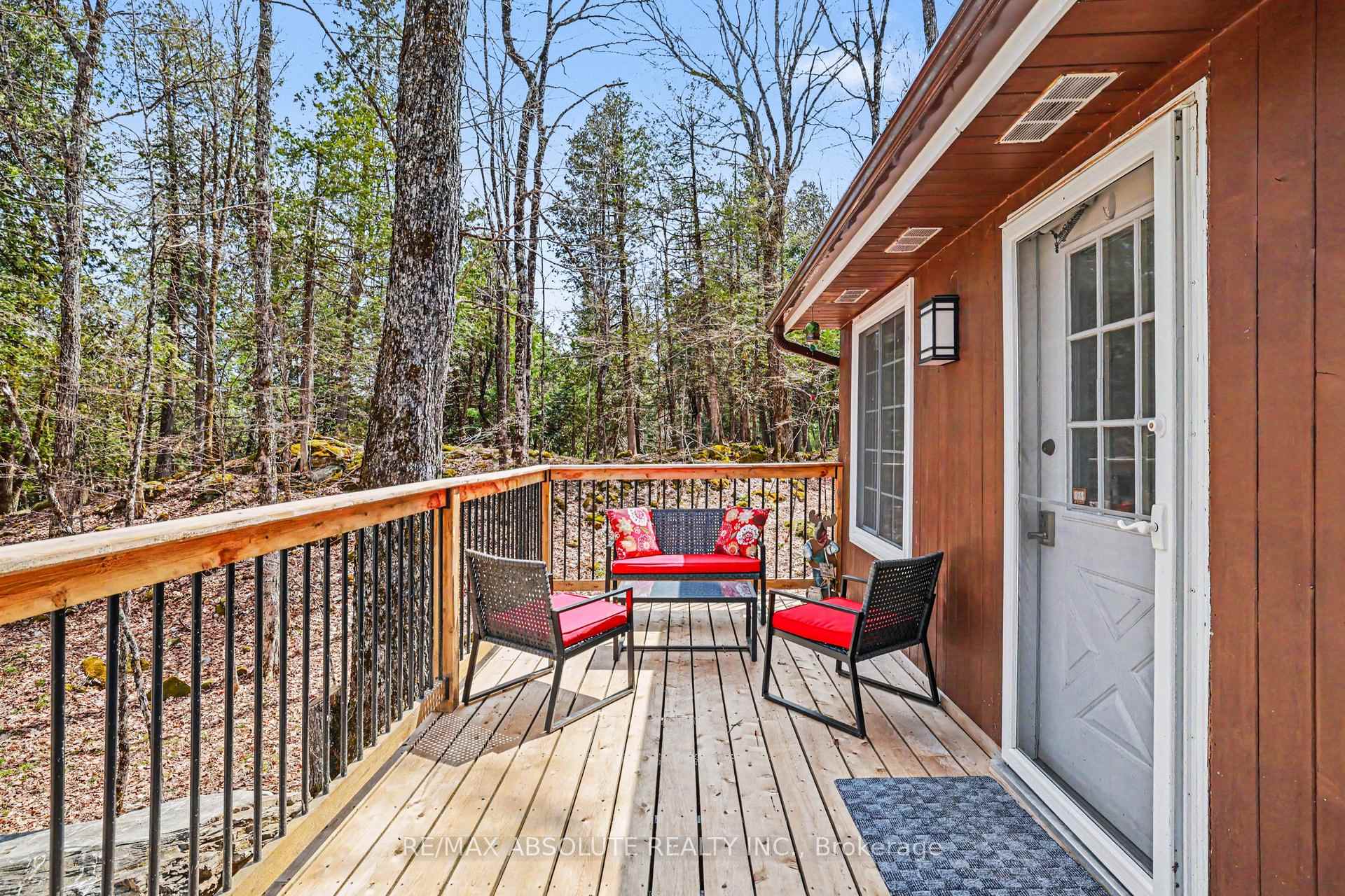 Photo 32 of 1091 Carson Trail Road, North Frontenac — HOMEH