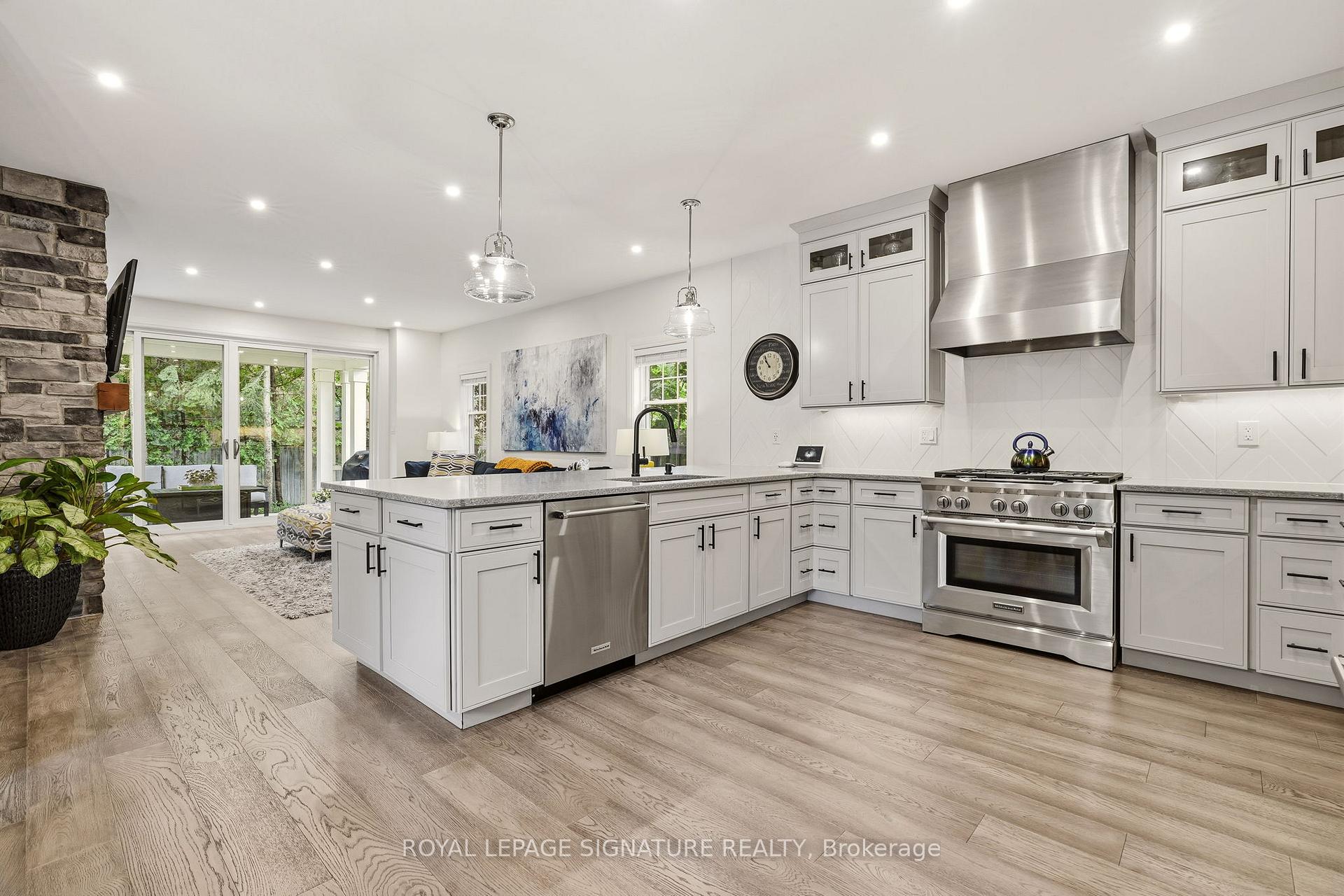 Photo 5 of 438 Watson Avenue, Oakville, Old Oakville — HOMEH