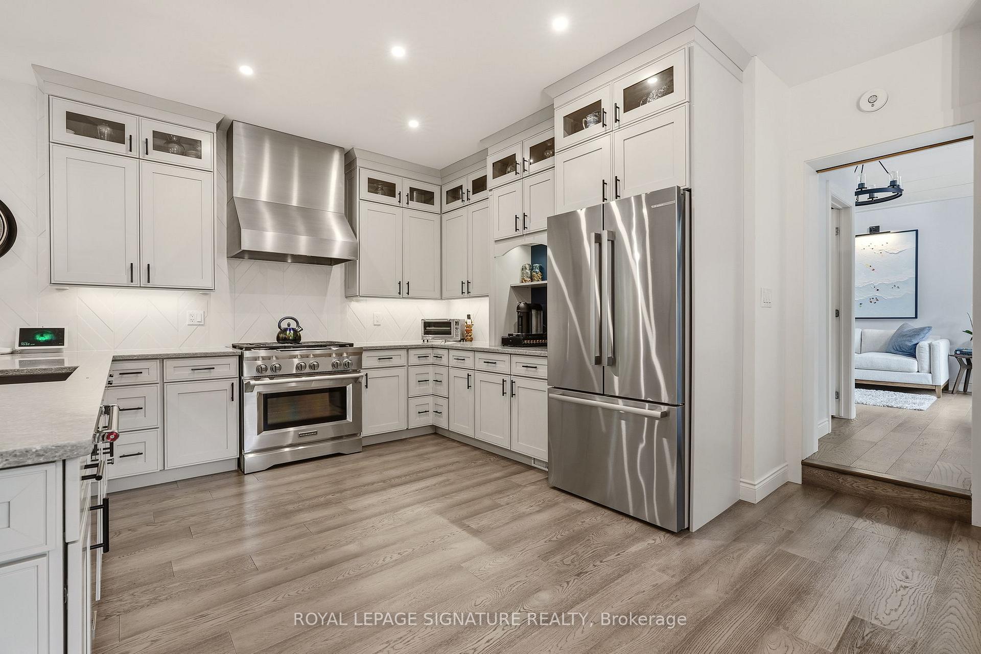 Photo 7 of 438 Watson Avenue, Oakville, Old Oakville — HOMEH