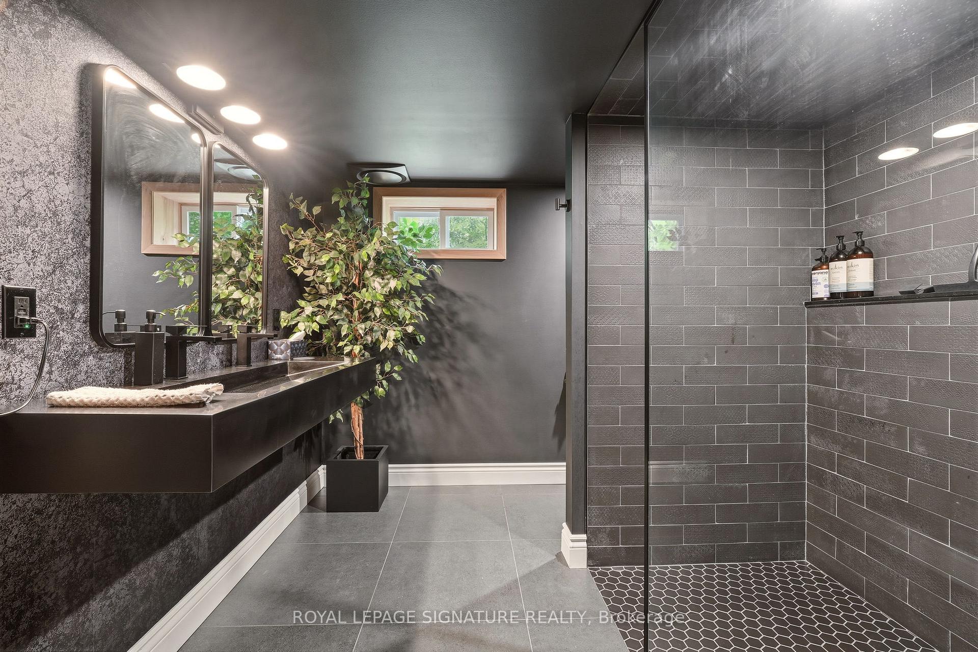 Photo 44 of 438 Watson Avenue, Oakville, Old Oakville — HOMEH