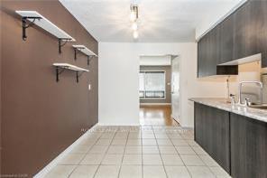 Photo 11 of 1027 Bernhardt Street, Cambridge, Preston Centre — HOMEH