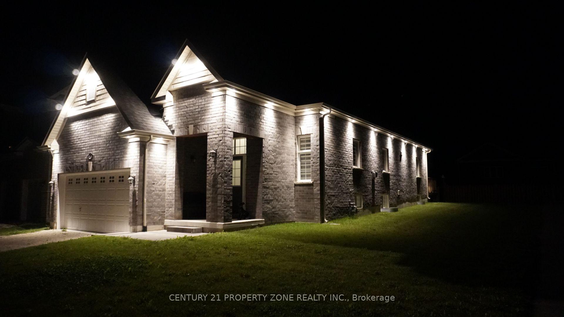 Photo 2 of 227 Mowat Street N, Clearview, Stayner — HOMEH