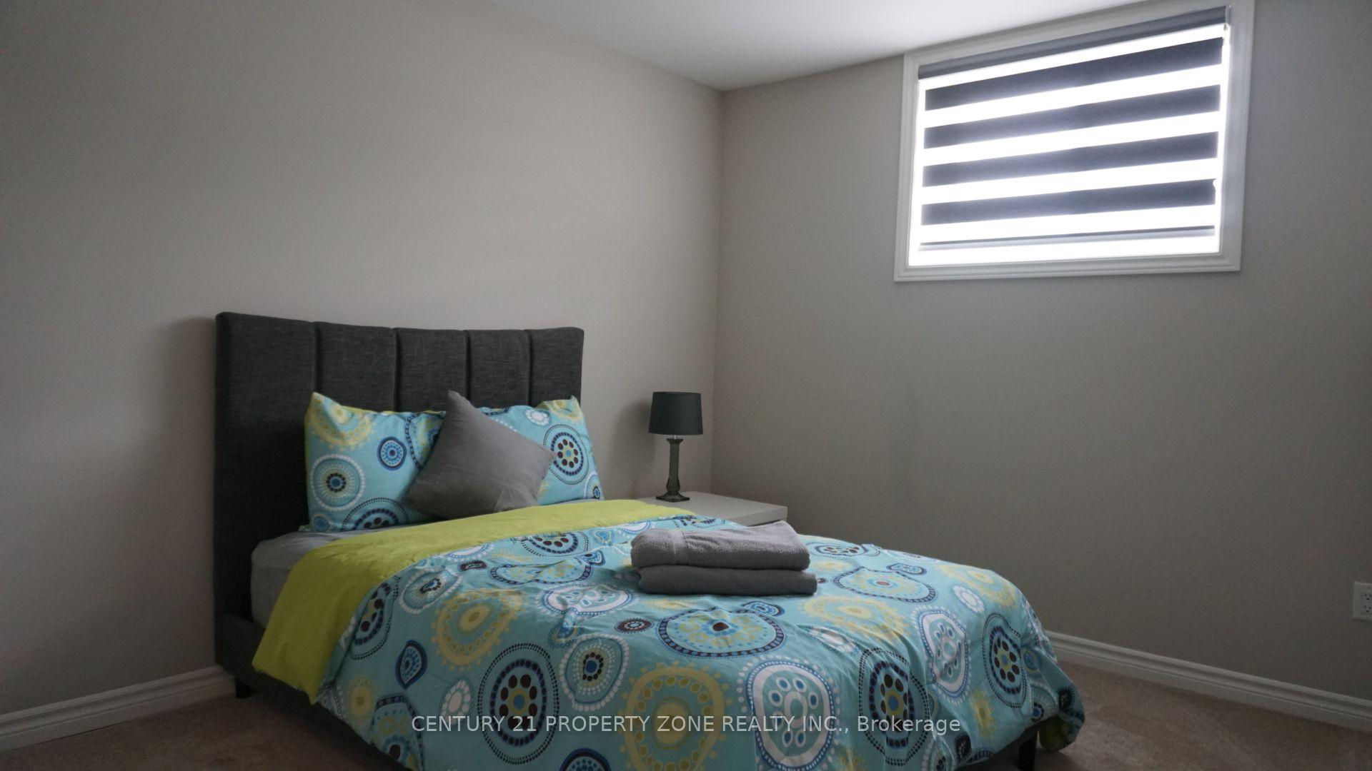 Photo 7 of 227 Mowat Street N, Clearview, Stayner — HOMEH