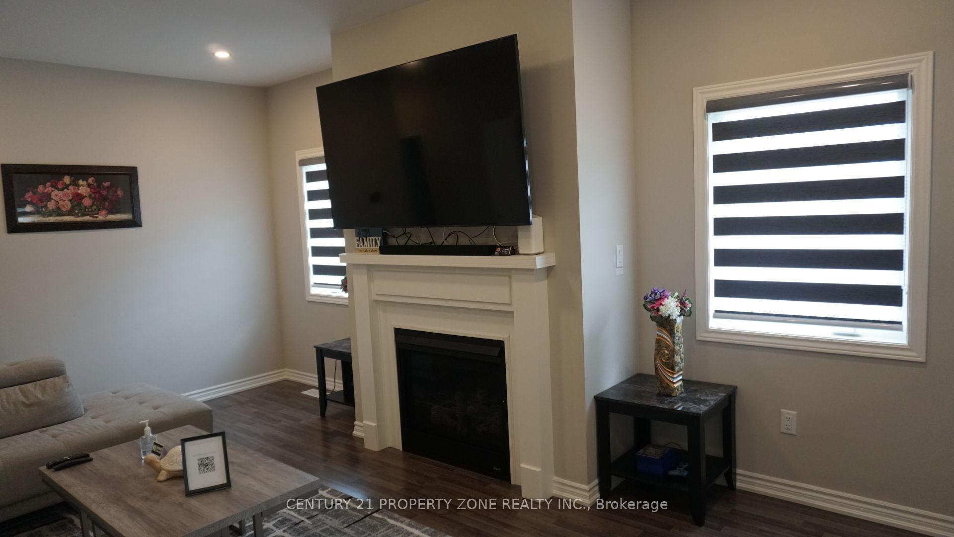 Photo 13 of 227 Mowat Street N, Clearview, Stayner — HOMEH