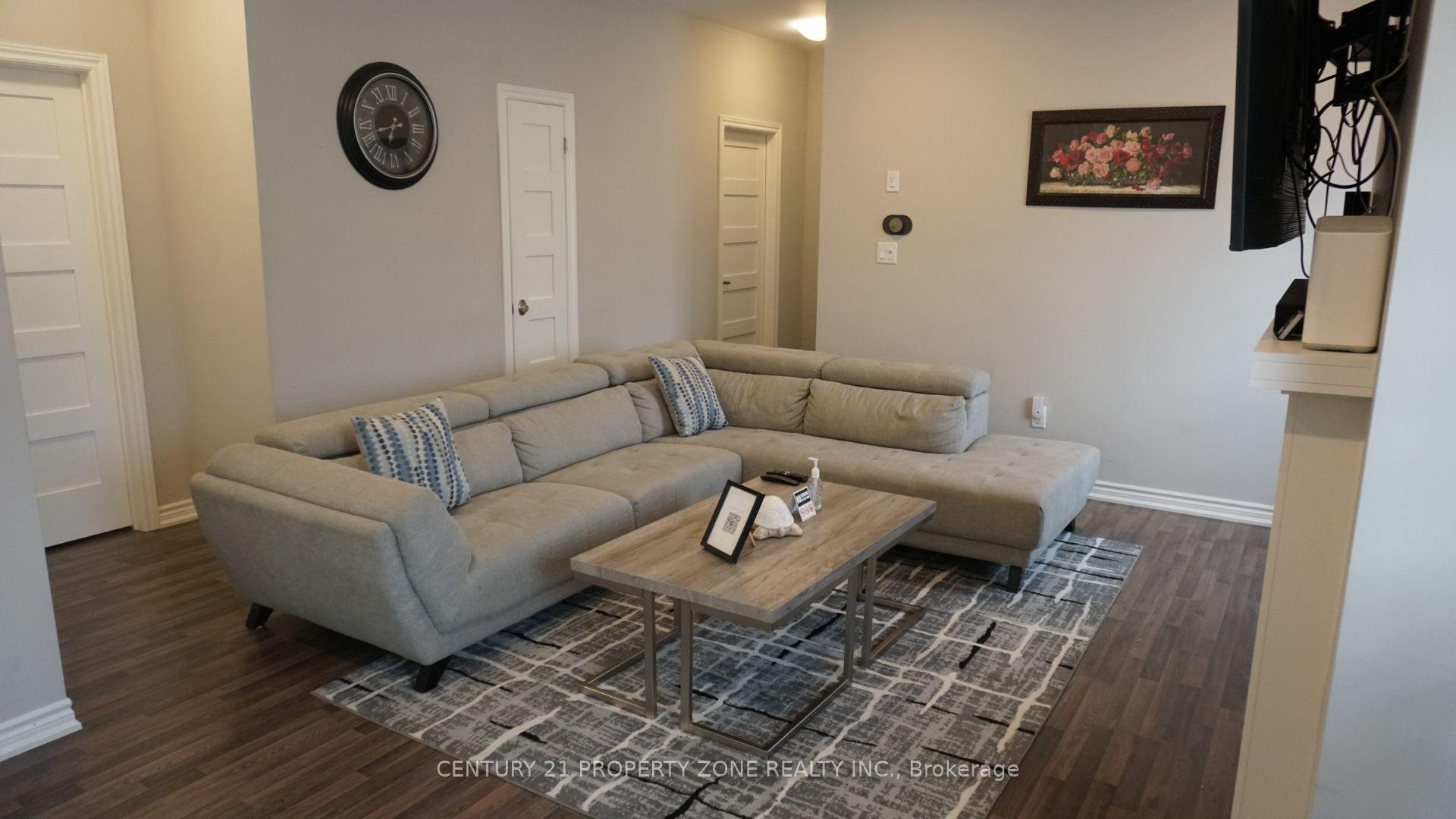 Photo 15 of 227 Mowat Street N, Clearview, Stayner — HOMEH