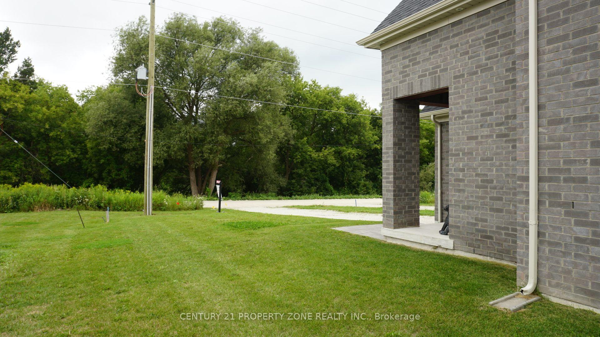Photo 31 of 227 Mowat Street N, Clearview, Stayner — HOMEH