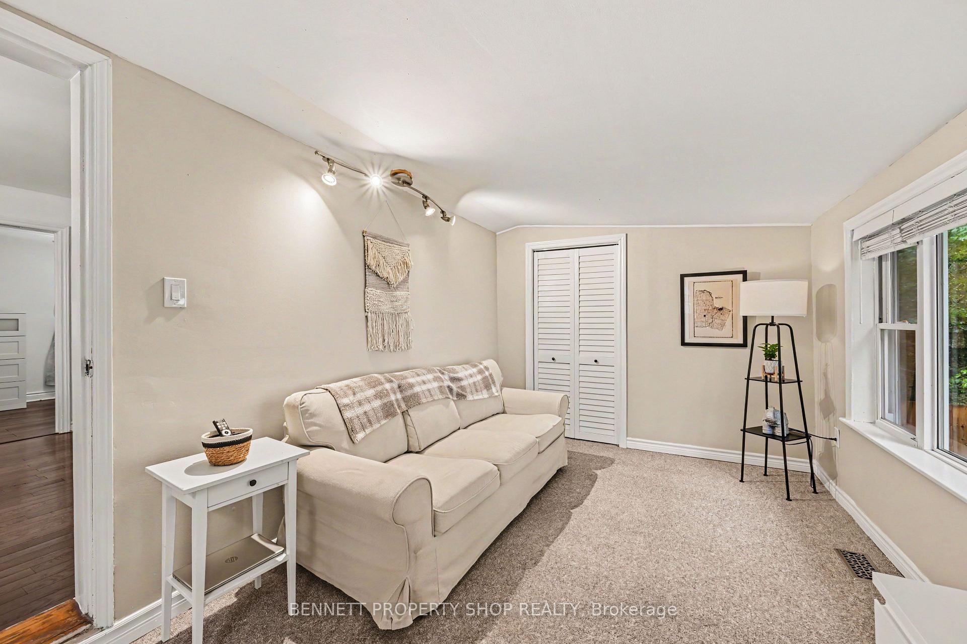 Photo 14 of 102 Moorhead Drive, Ottawa, Fitzroy — HOMEH