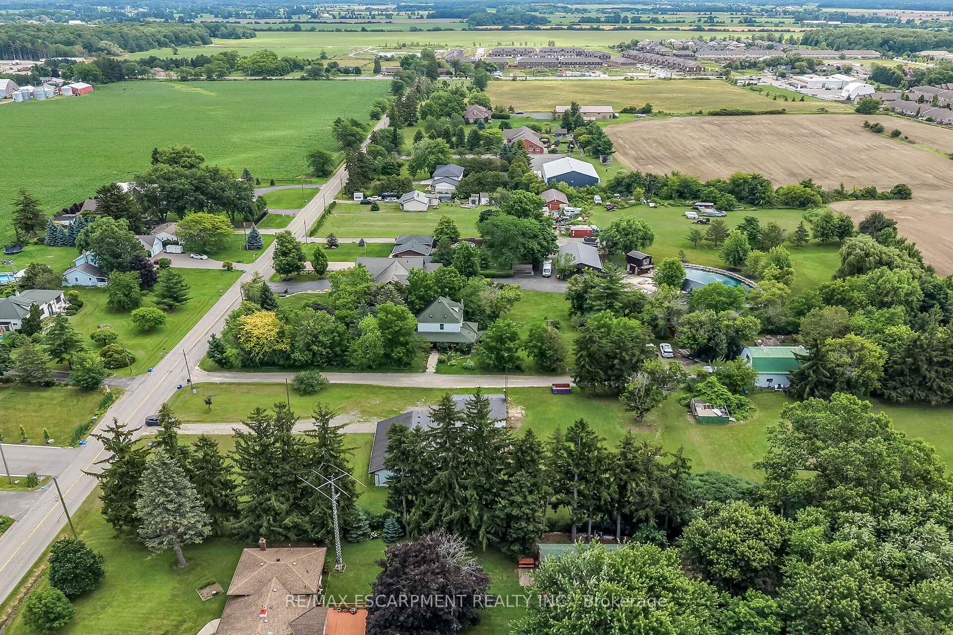 Photo 5 of 3191 Cemetery Road, Hamilton, Rural Glanbrook — HOMEH