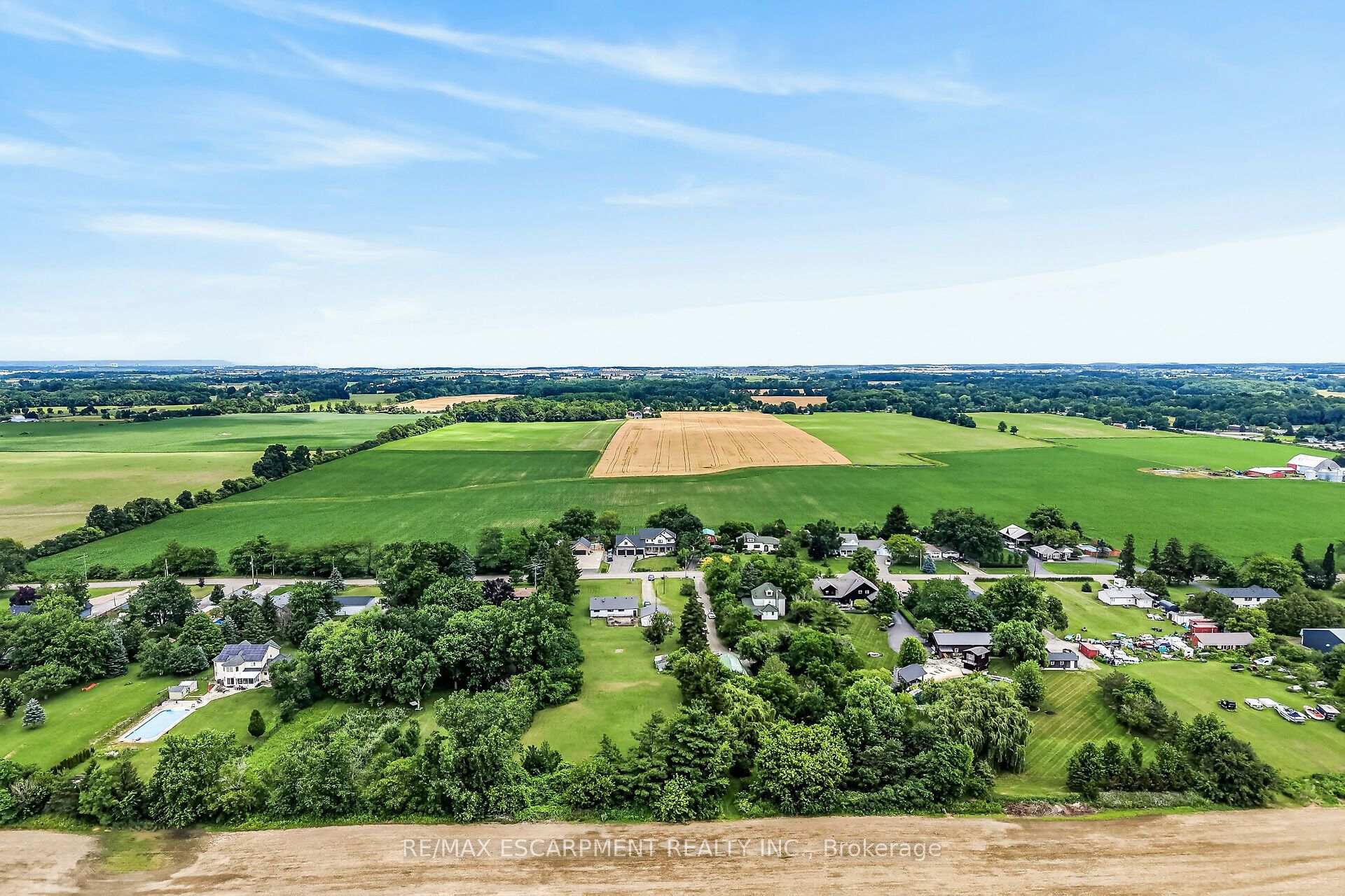 Photo 8 of 3191 Cemetery Road, Hamilton, Rural Glanbrook — HOMEH