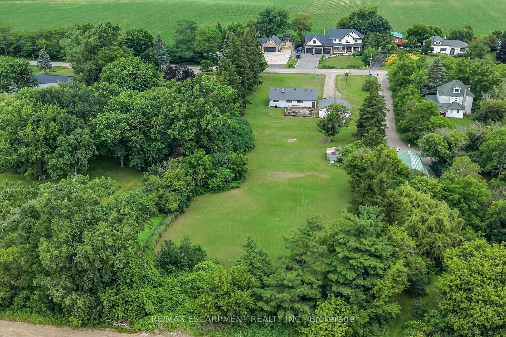 Photo 10 of 3191 Cemetery Road, Hamilton, Rural Glanbrook — HOMEH