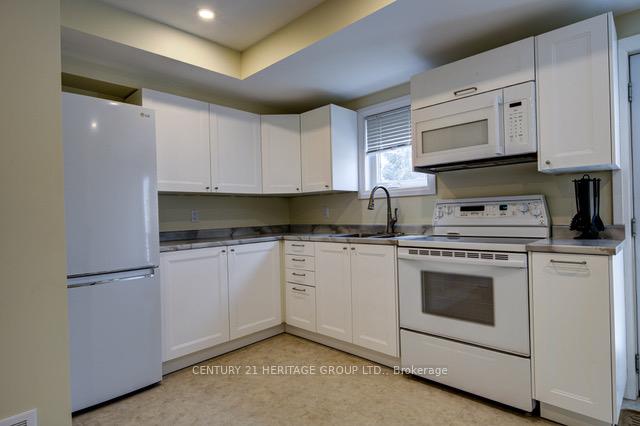 Photo 10 of 2286B Somers Boulevard, Innisfil, Rural Innisfil — HOMEH