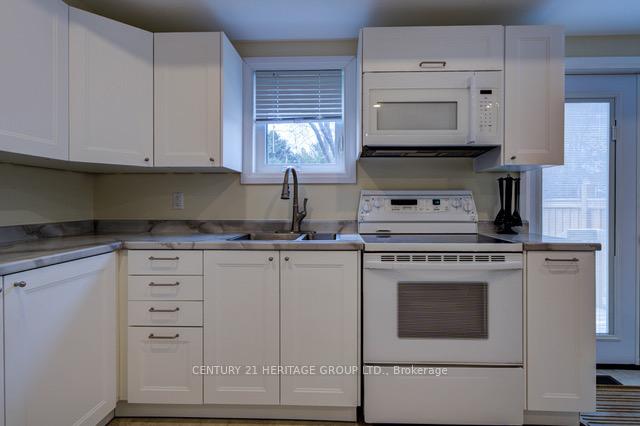 Photo 13 of 2286B Somers Boulevard, Innisfil, Rural Innisfil — HOMEH