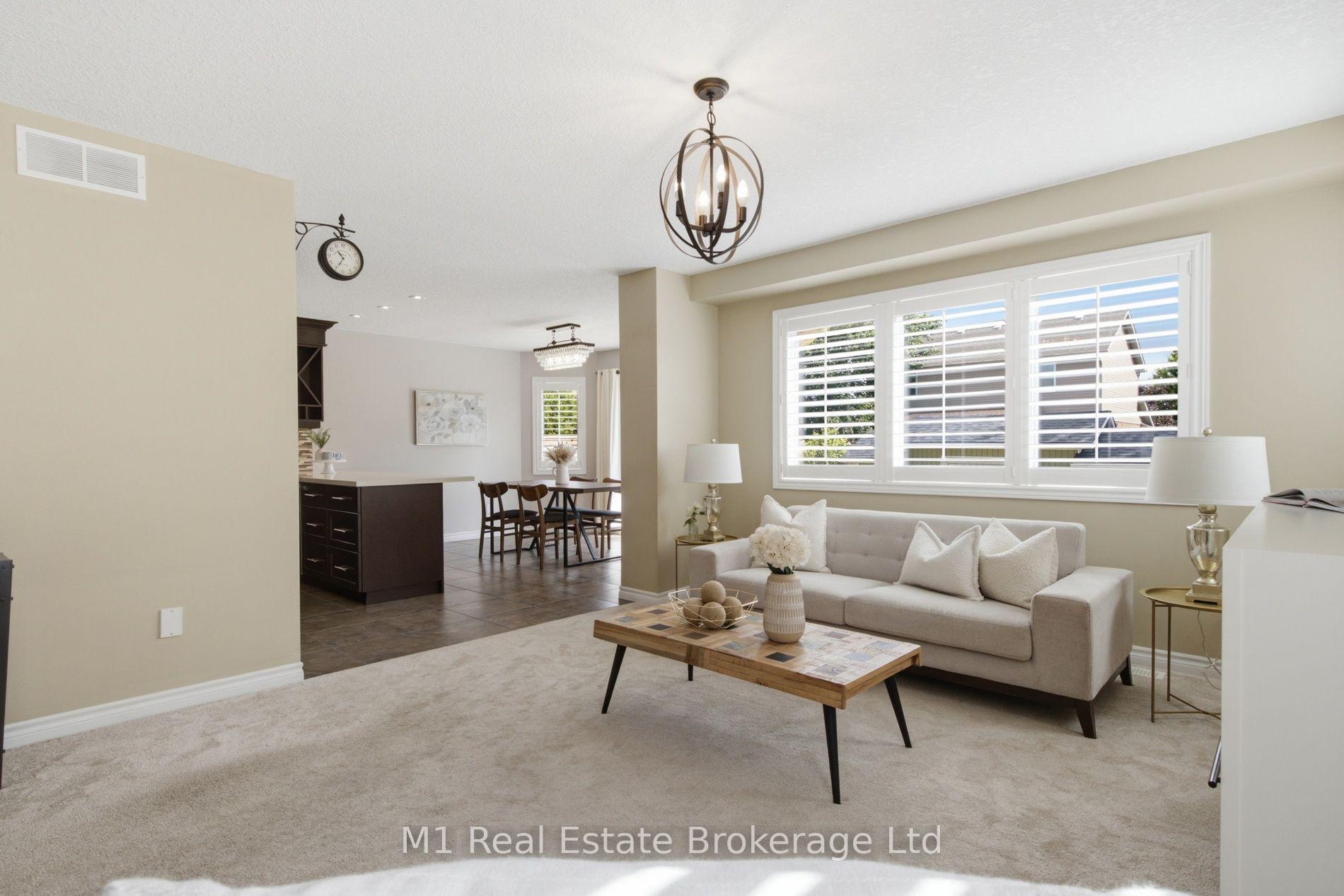 Photo 10 of 31 Healey Street, Centre Wellington, Elora/Salem — HOMEH