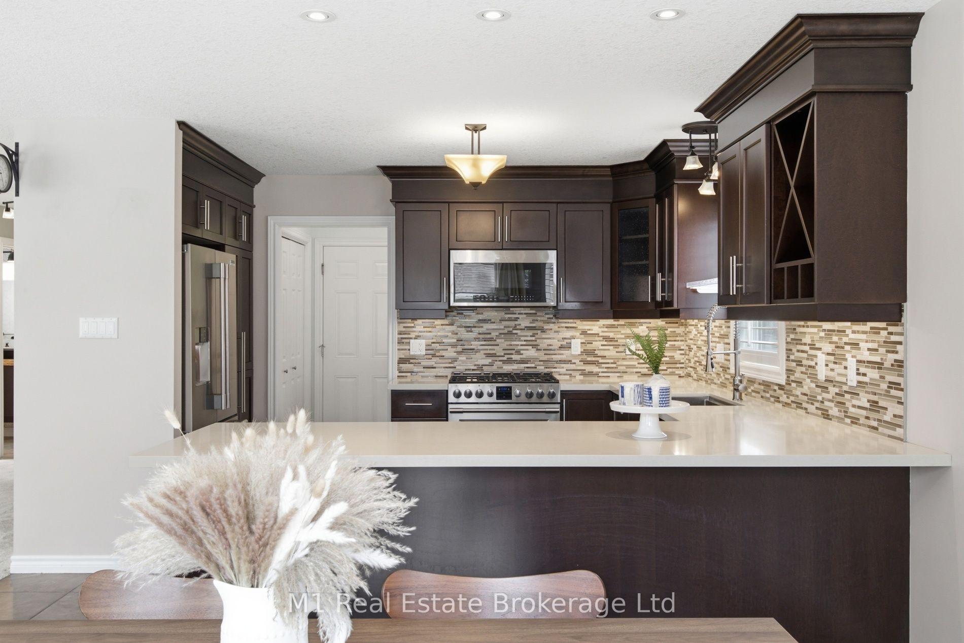 Photo 14 of 31 Healey Street, Centre Wellington, Elora/Salem — HOMEH