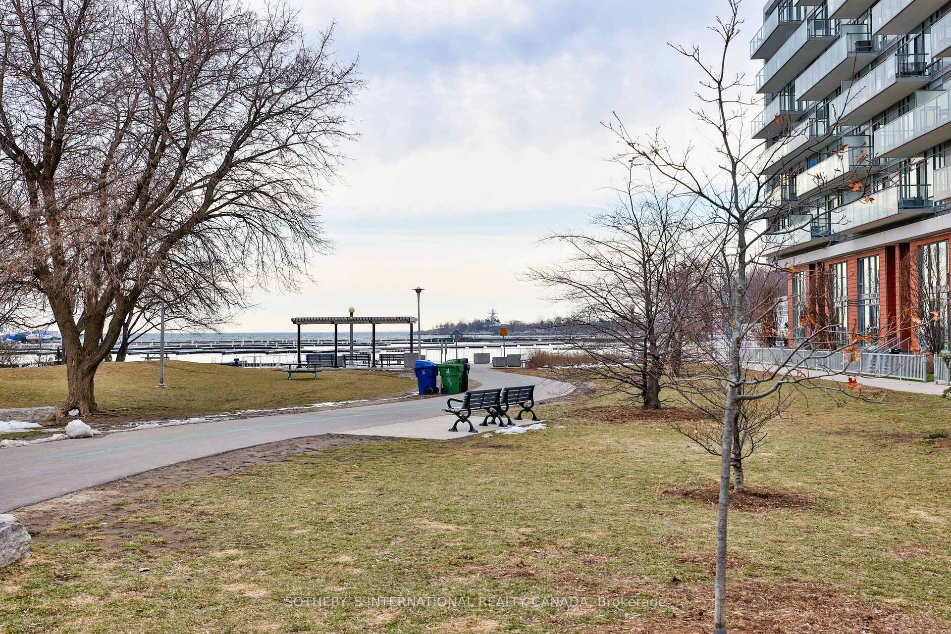 Photo 10 of Unit 433, 90 Stadium Road, Toronto, Niagara — HOMEH