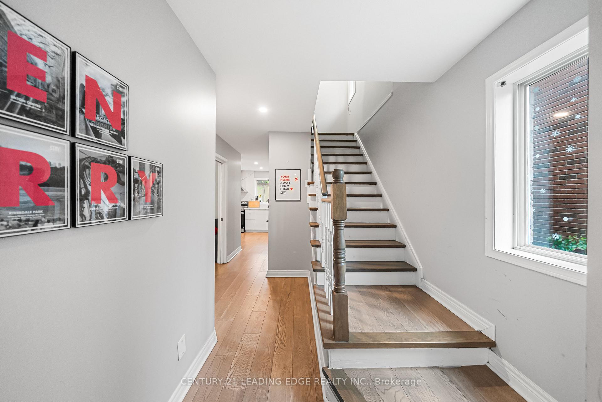 Photo 28 of 527 Glengarry Avenue, Toronto, Bedford Park-Nortown — HOMEH