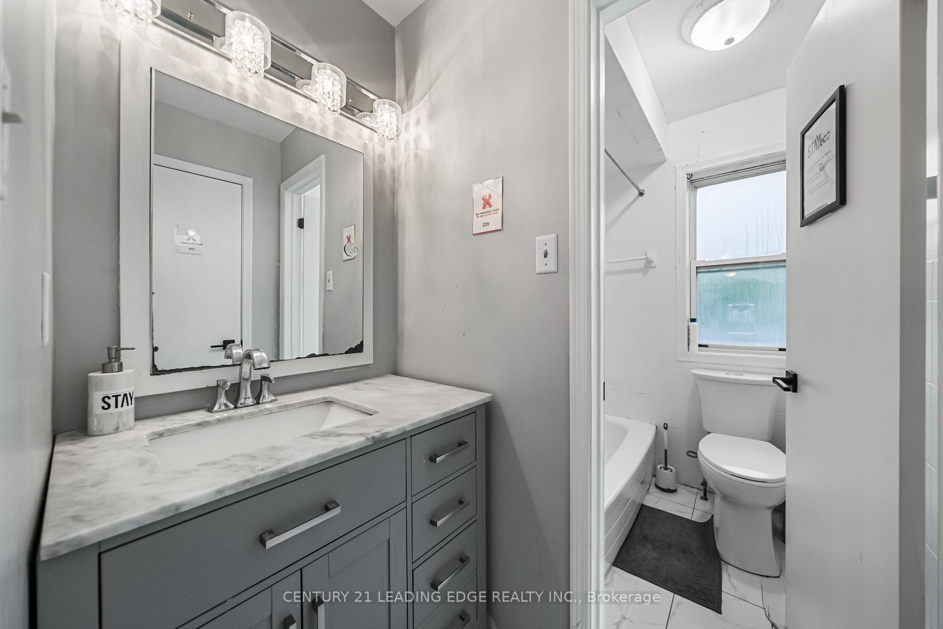 Photo 31 of 527 Glengarry Avenue, Toronto, Bedford Park-Nortown — HOMEH