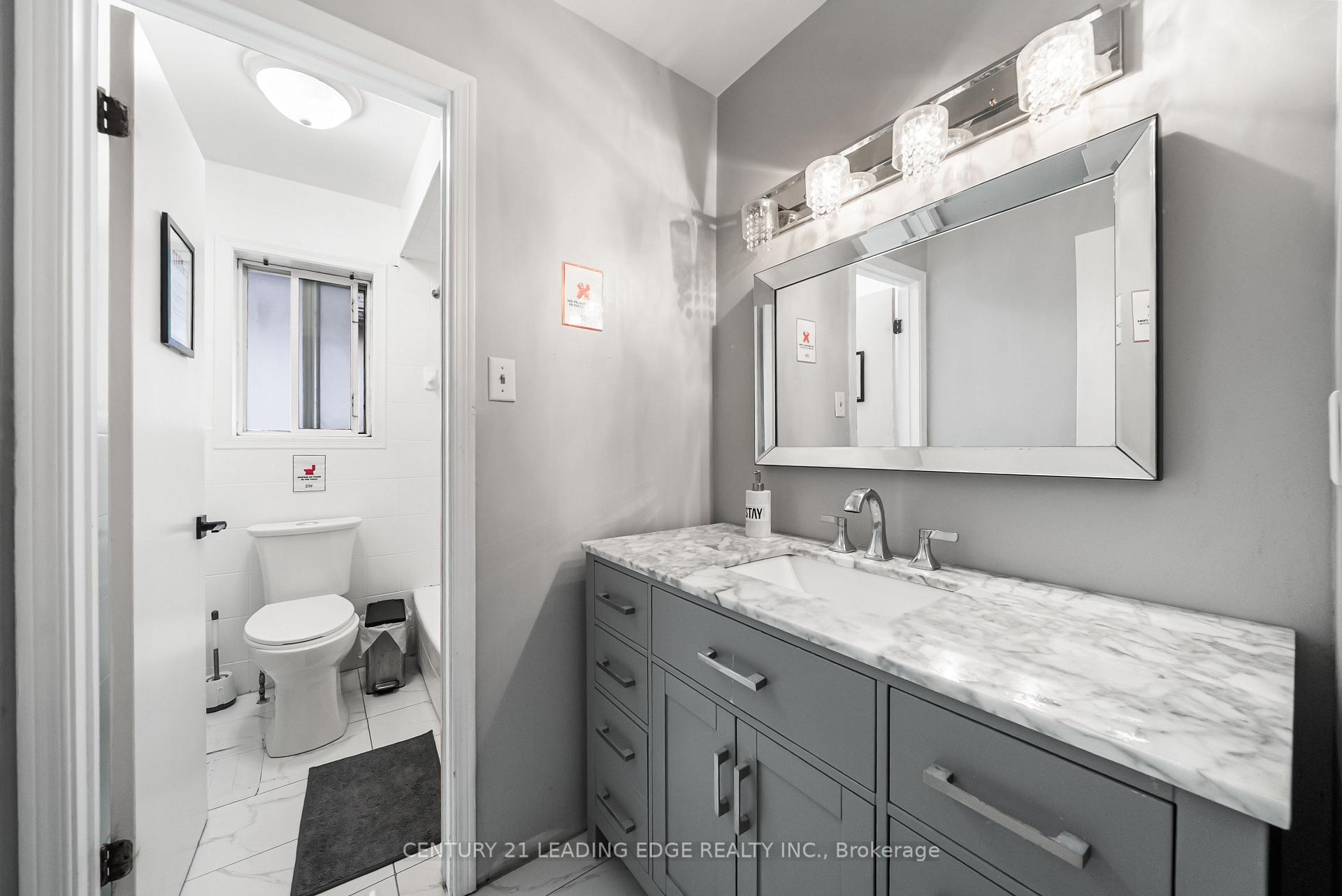 Photo 34 of 527 Glengarry Avenue, Toronto, Bedford Park-Nortown — HOMEH