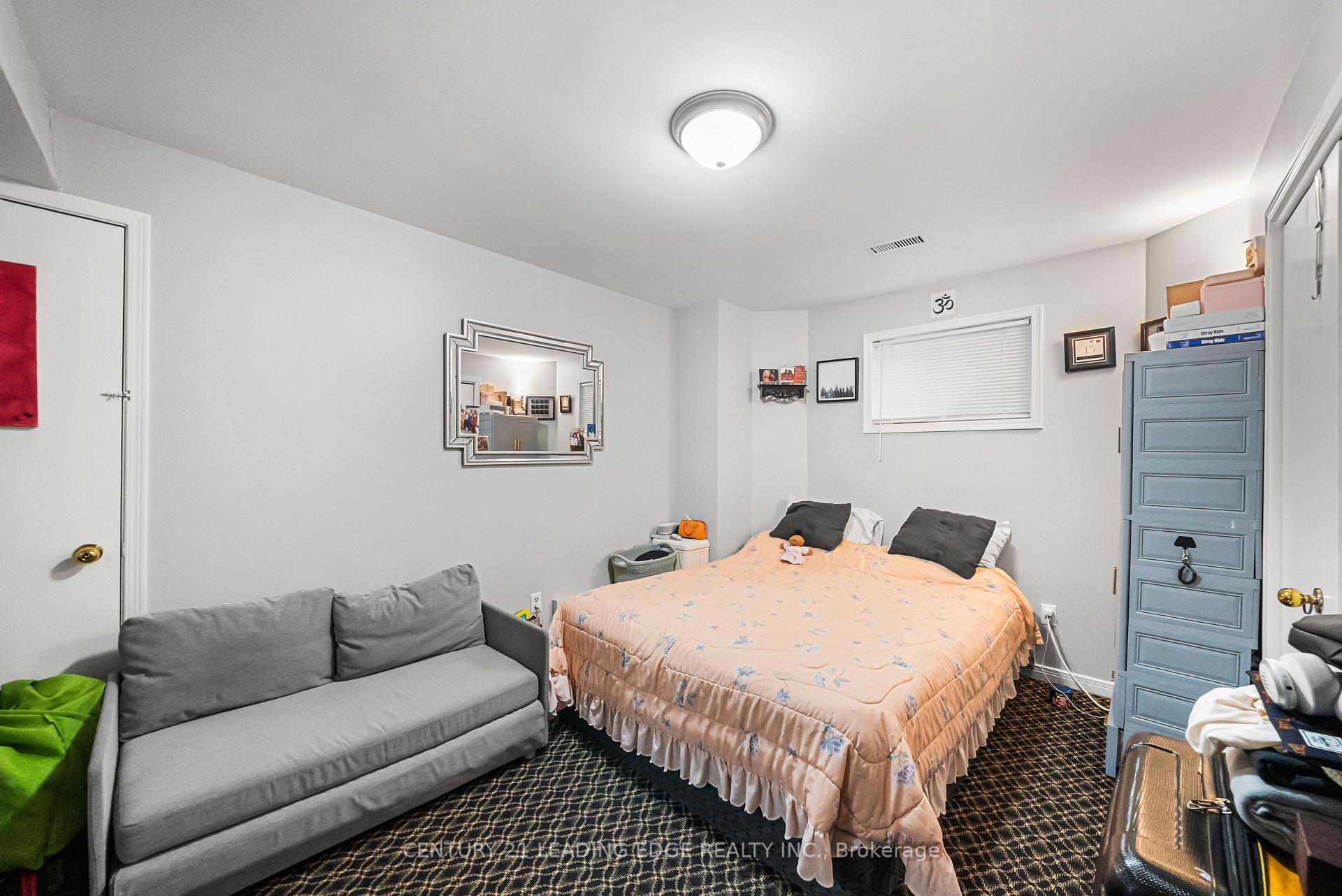 Photo 45 of 527 Glengarry Avenue, Toronto, Bedford Park-Nortown — HOMEH