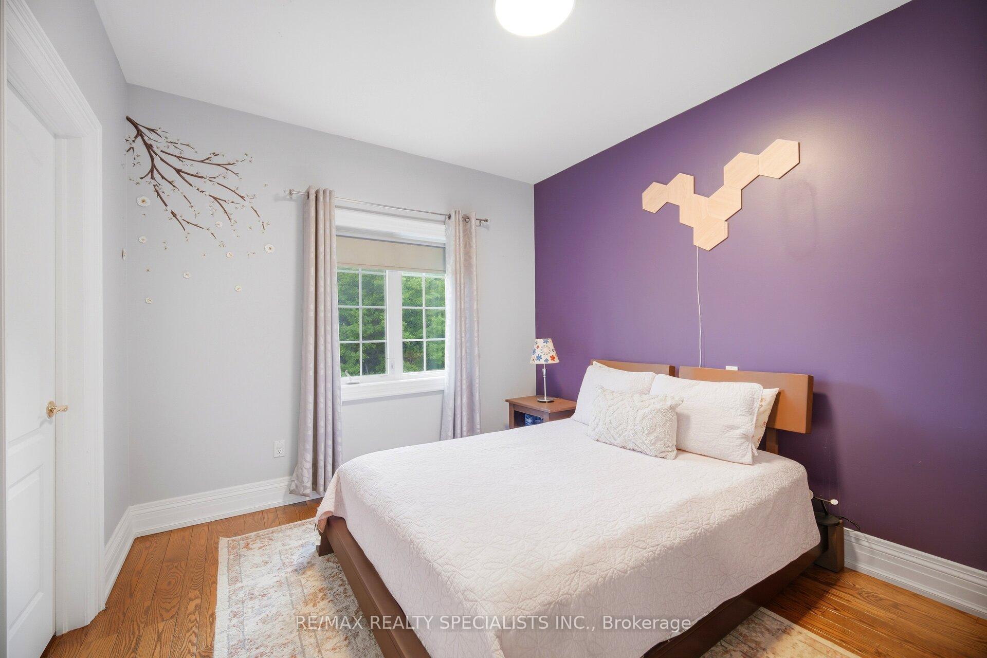 Photo 26 of 10 Valley Hill Drive, Caledon, Palgrave — HOMEH
