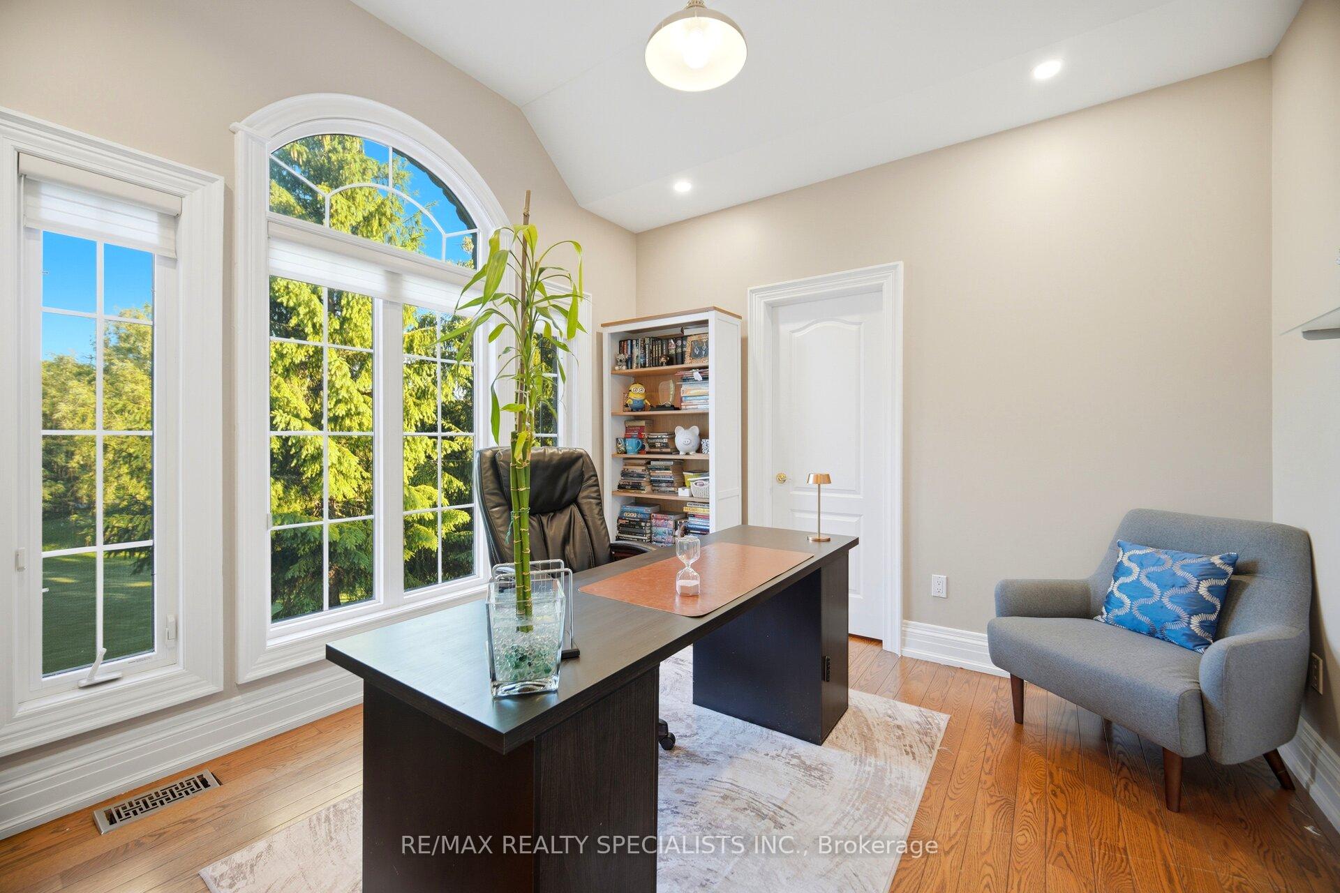 Photo 27 of 10 Valley Hill Drive, Caledon, Palgrave — HOMEH
