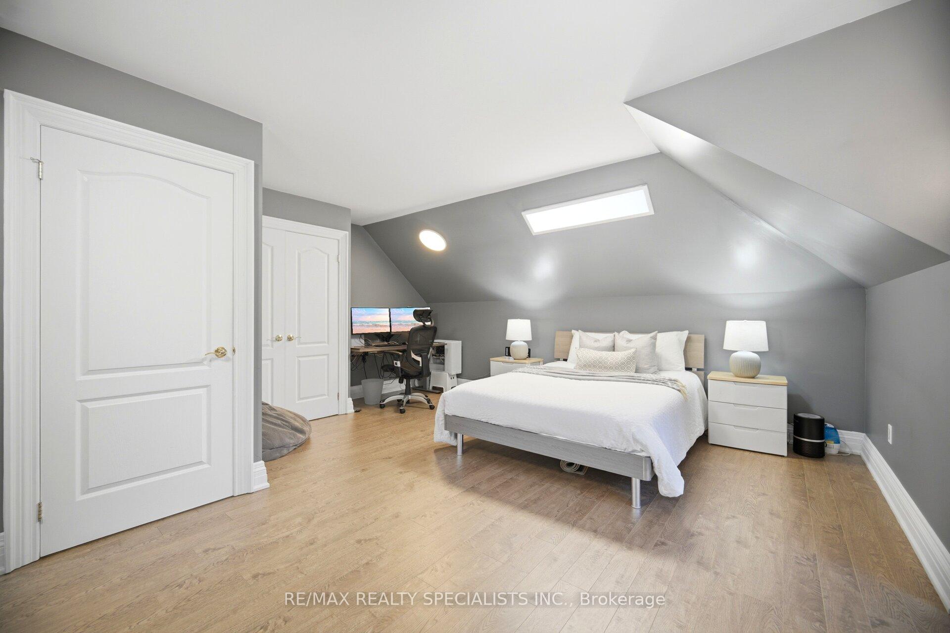 Photo 30 of 10 Valley Hill Drive, Caledon, Palgrave — HOMEH