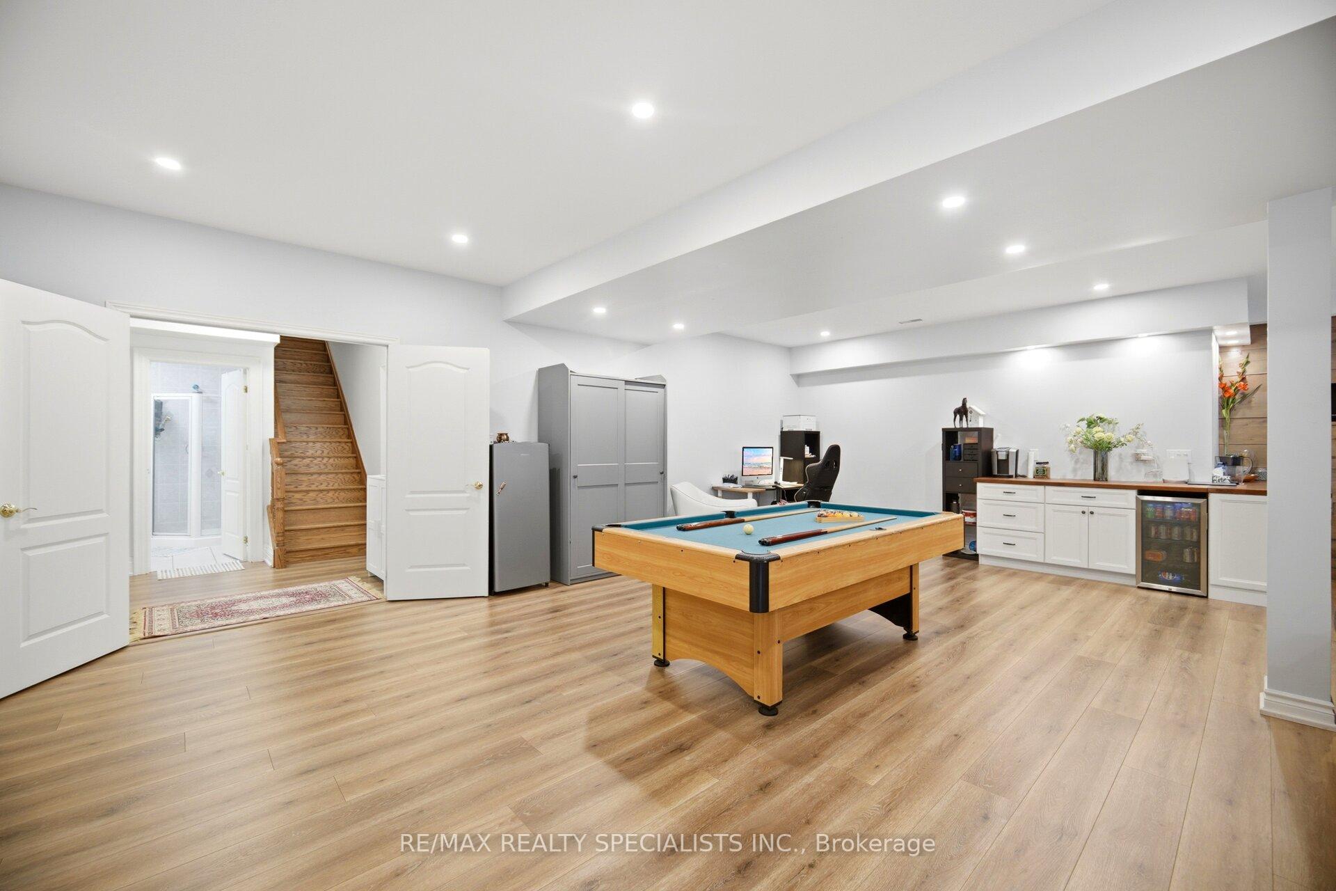 Photo 33 of 10 Valley Hill Drive, Caledon, Palgrave — HOMEH