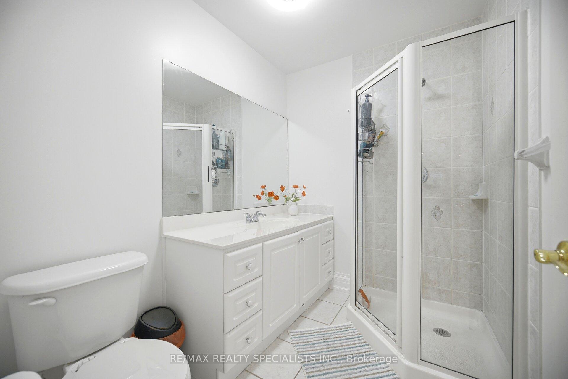 Photo 37 of 10 Valley Hill Drive, Caledon, Palgrave — HOMEH
