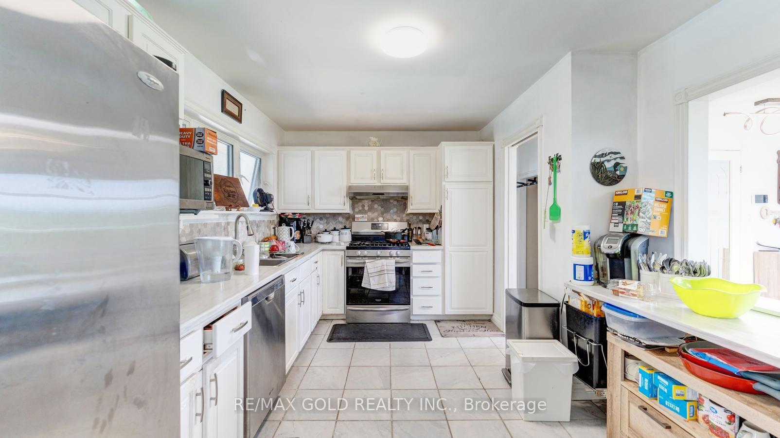 Photo 16 of 4680 Penetanguishene Road, Springwater, Hillsdale — HOMEH