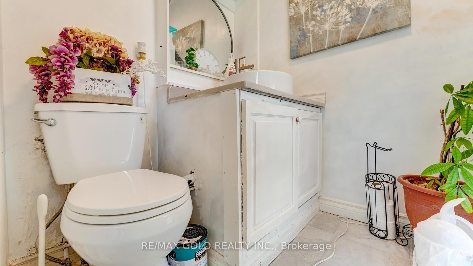 Photo 17 of 4680 Penetanguishene Road, Springwater, Hillsdale — HOMEH