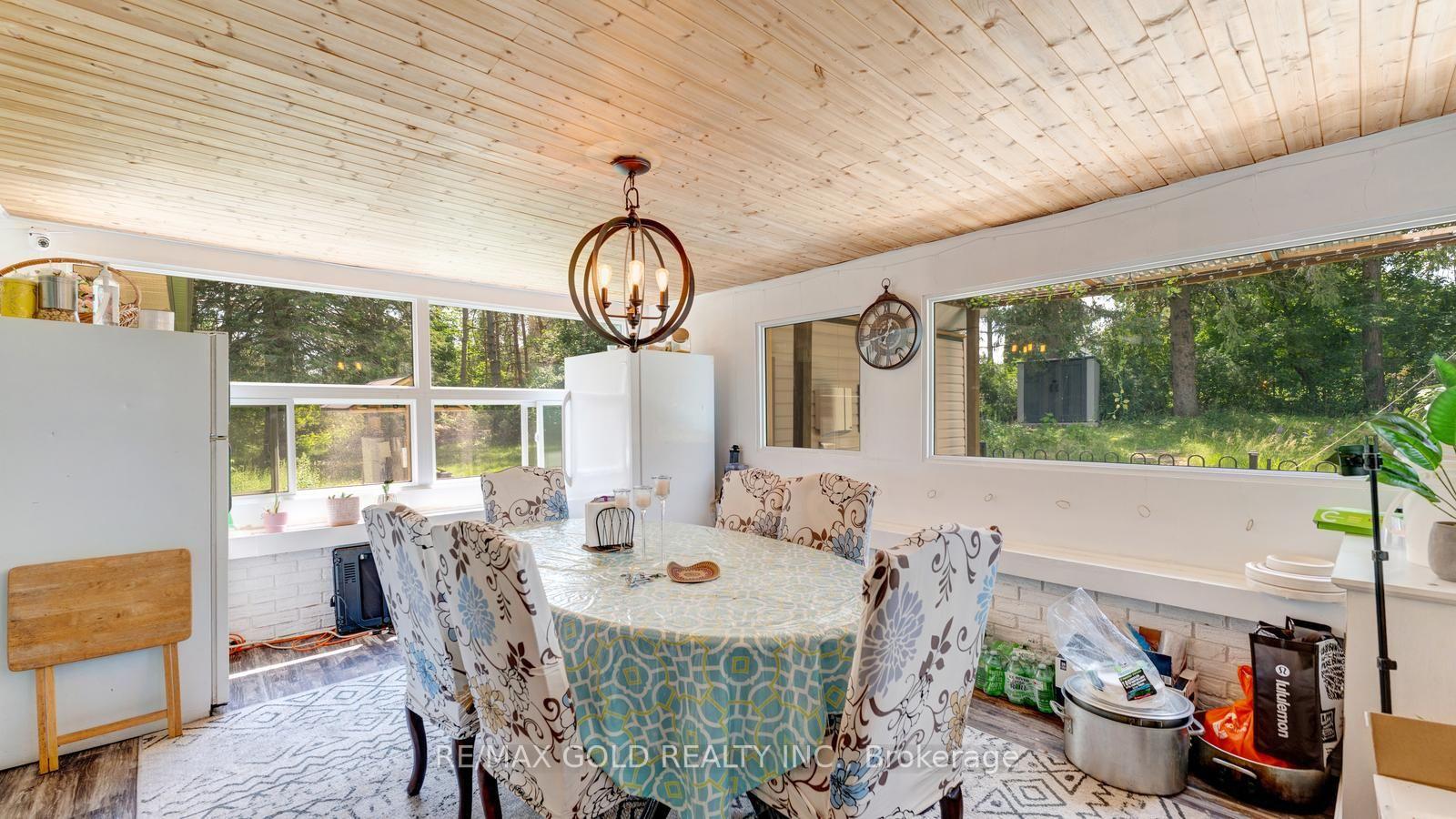 Photo 27 of 4680 Penetanguishene Road, Springwater, Hillsdale — HOMEH