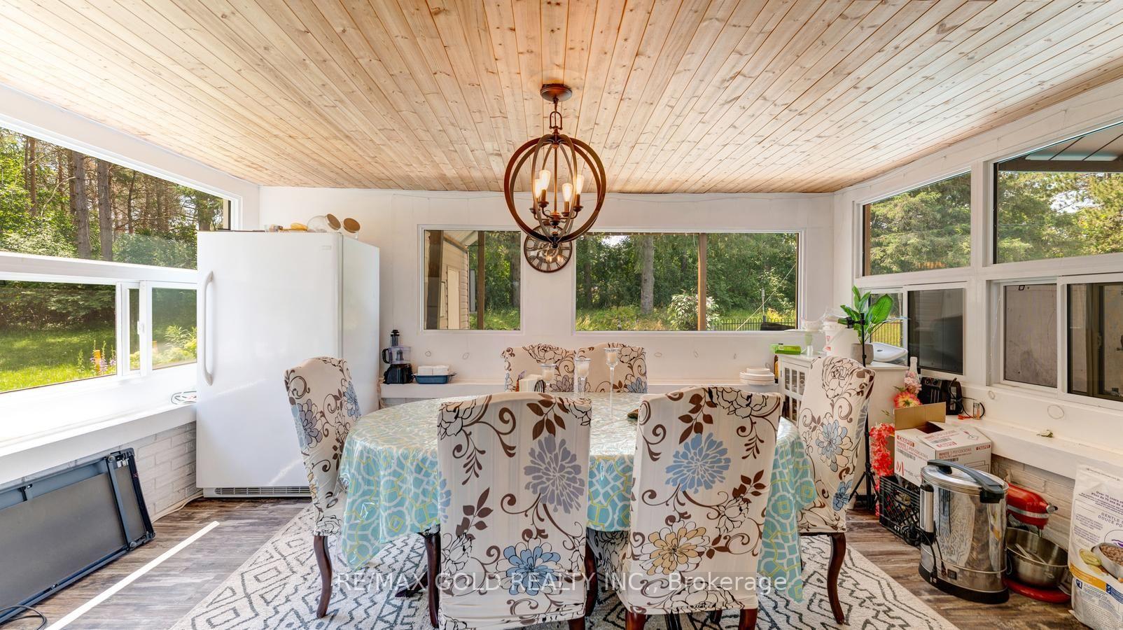 Photo 28 of 4680 Penetanguishene Road, Springwater, Hillsdale — HOMEH