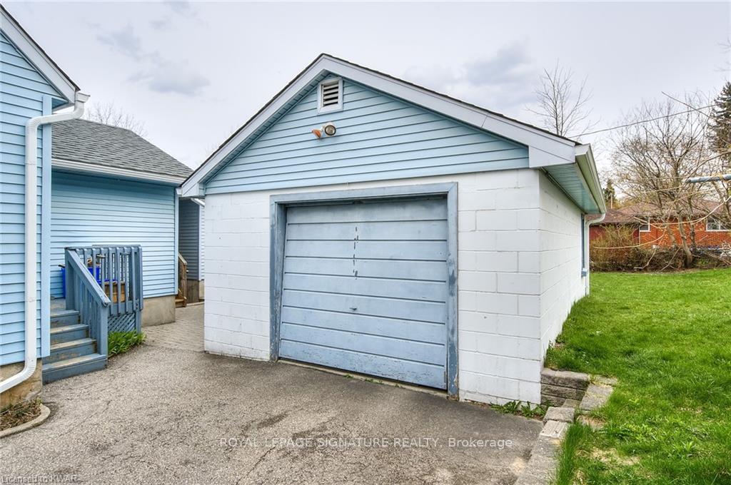 Photo 20 of Unit A, 29 Marshall Street, Waterloo, Beechwood/University — HOMEH