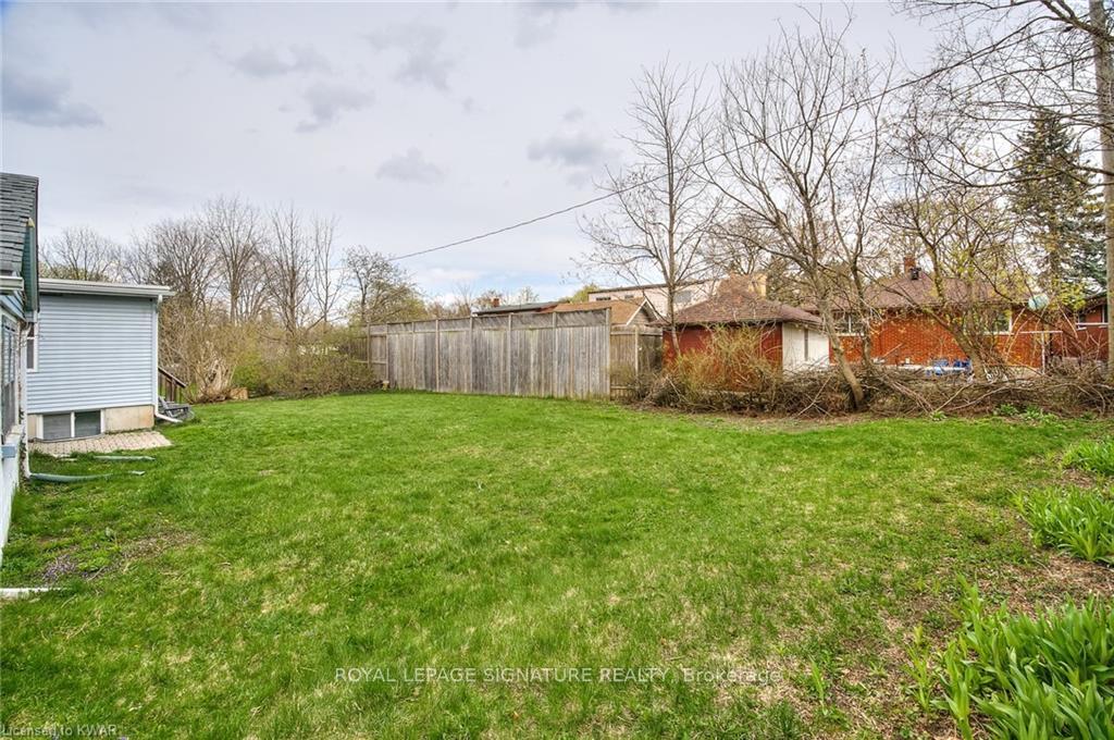 Photo 17 of Unit A, 29 Marshall Street, Waterloo, Beechwood/University — HOMEH