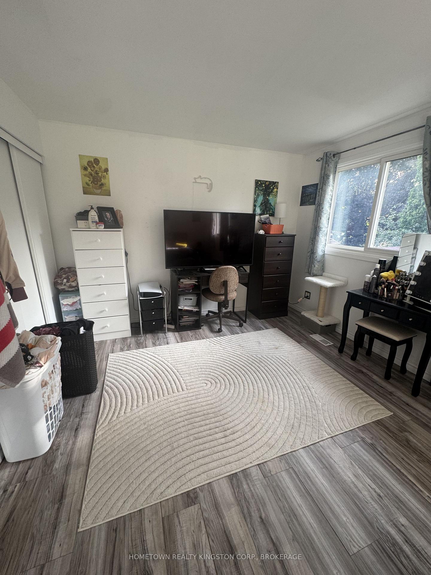 Photo 12 of Unit 1, 580 Gavin Court, Kingston, East Gardiners Rd — HOMEH