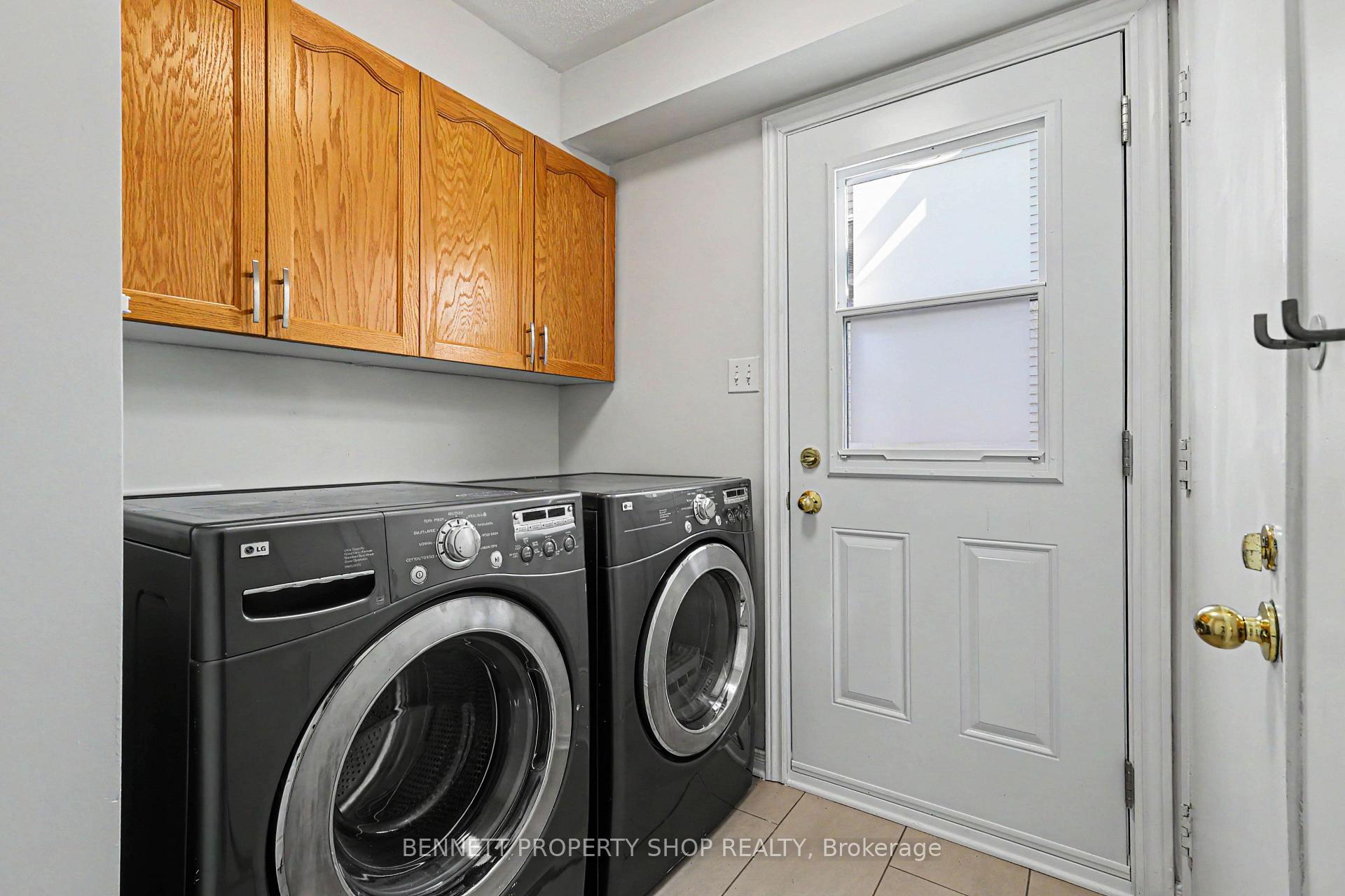 Photo 8 of 82 Emerald Meadows Drive, Ottawa, Kanata - Emerald Meadows/Trailwest — HOMEH