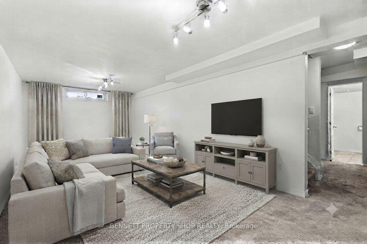 Photo 17 of 82 Emerald Meadows Drive, Ottawa, Kanata - Emerald Meadows/Trailwest — HOMEH