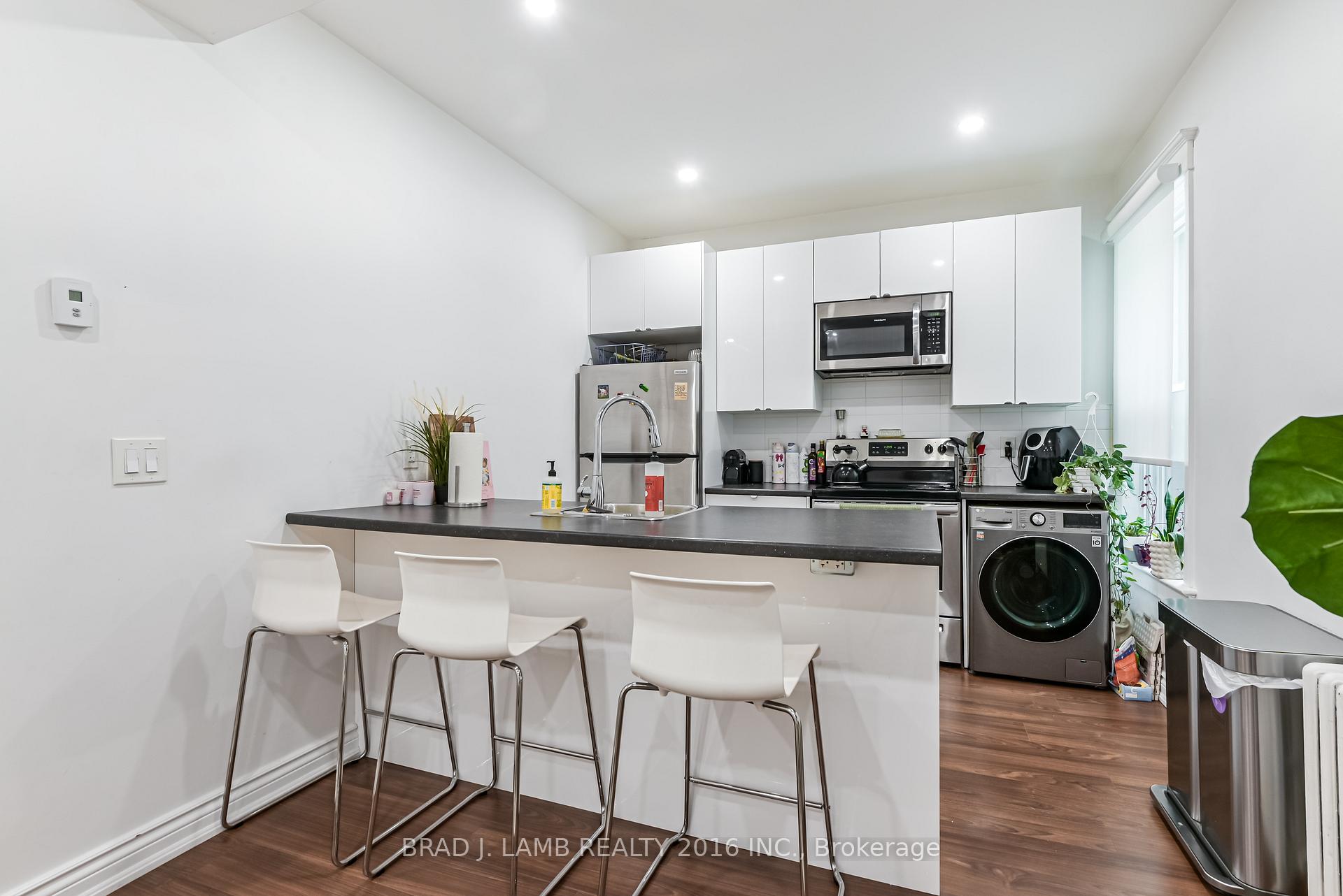 Photo 8 of Unit 2, 56 Wright Avenue, Toronto, Roncesvalles — HOMEH
