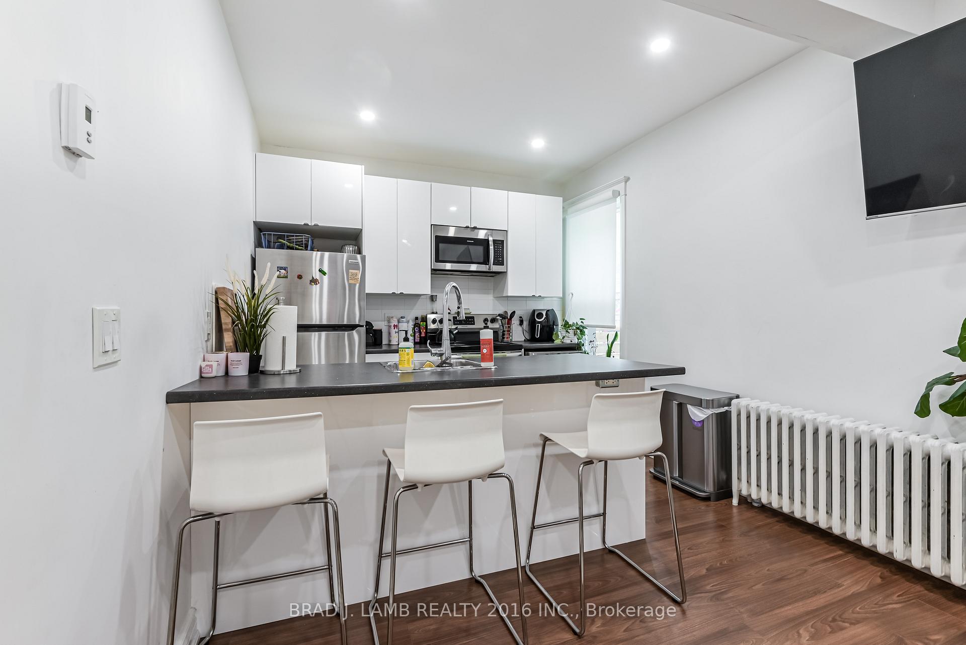 Photo 9 of Unit 2, 56 Wright Avenue, Toronto, Roncesvalles — HOMEH