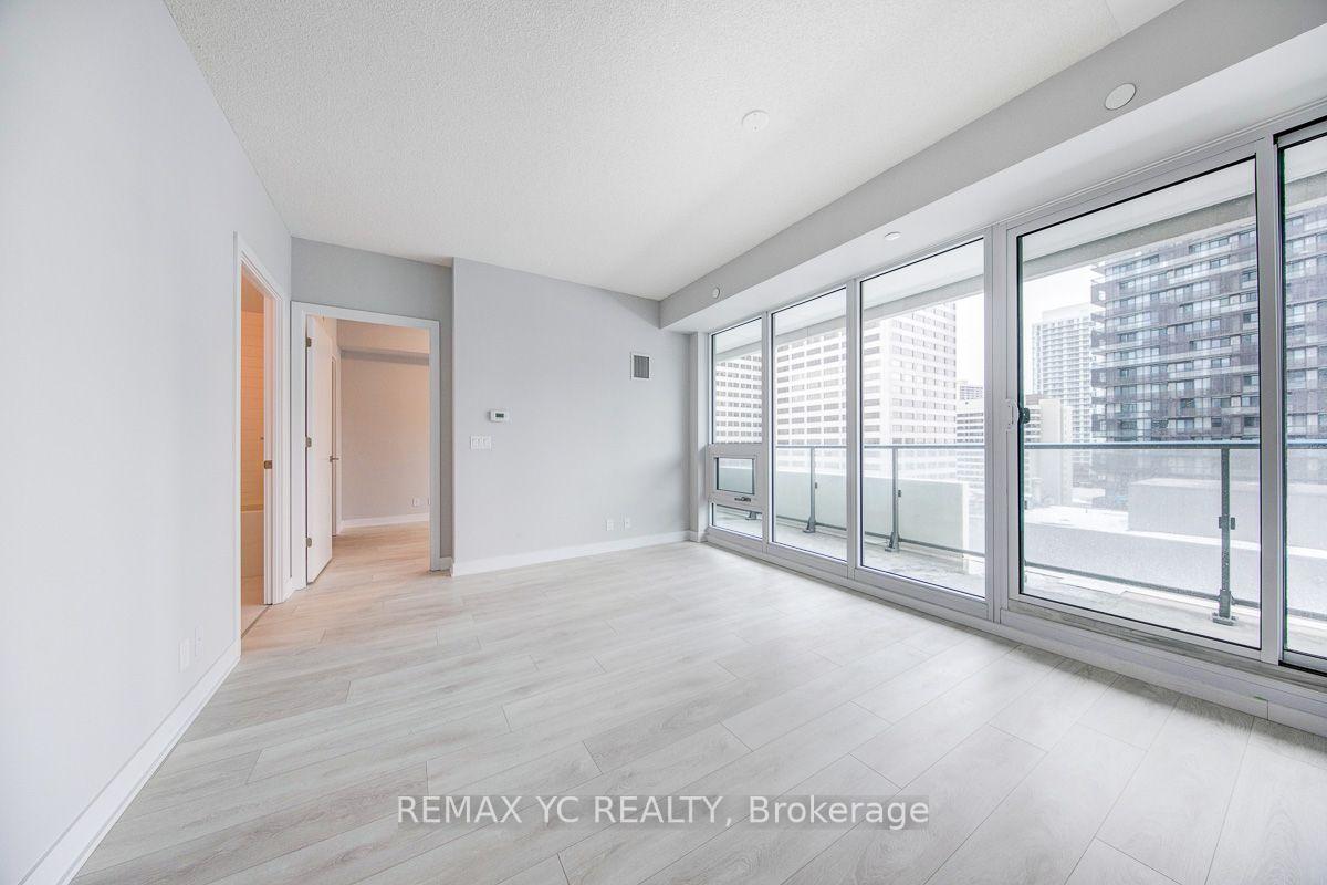 Photo 9 of Unit #1201, 2221 Yonge Street, Toronto, Mount Pleasant West — HOMEH
