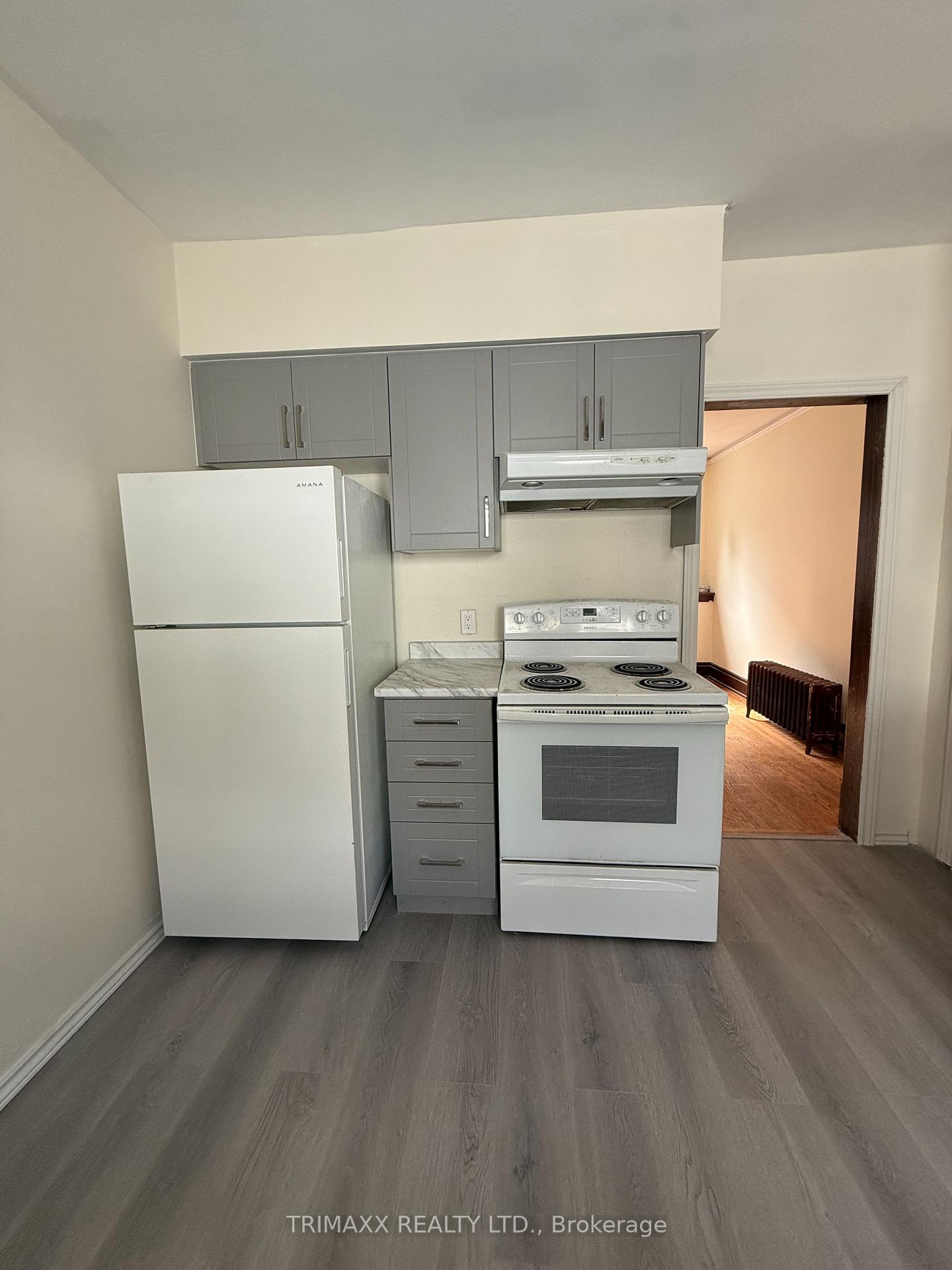 Photo 14 of 43 Dacotah Street, St. Catharines, Downtown — HOMEH
