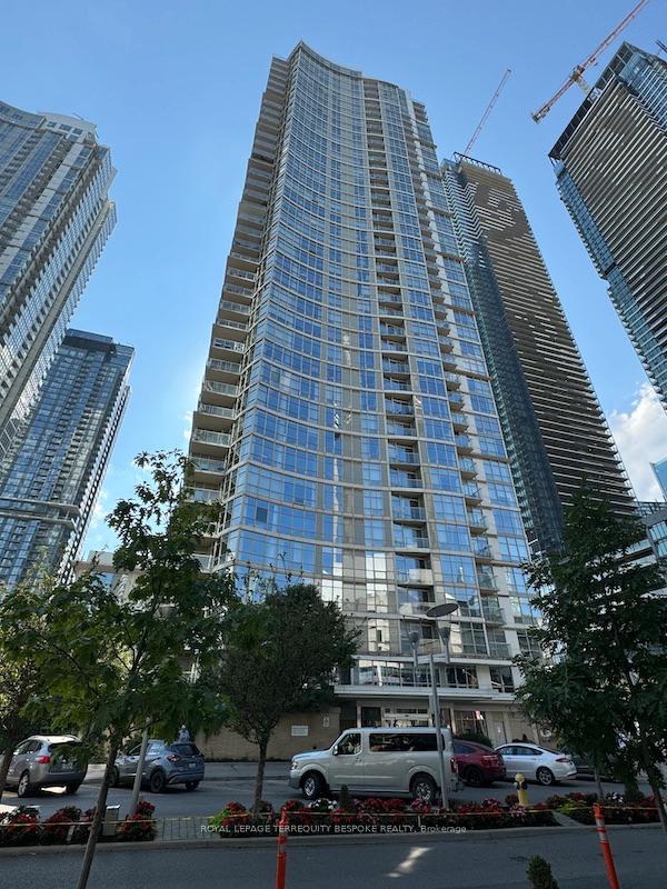 Front of Unit 1109, 10 Navy Wharf Court