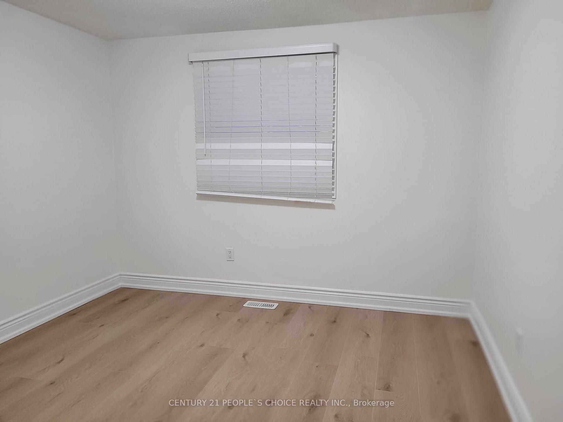 Photo 6 of Unit Main, 15 Nancy Mccredie Drive, Brampton, Brampton West — HOMEH