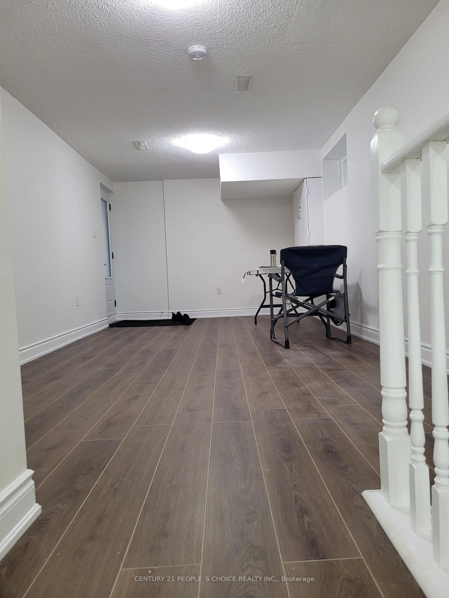 Photo 7 of Unit Main, 15 Nancy Mccredie Drive, Brampton, Brampton West — HOMEH