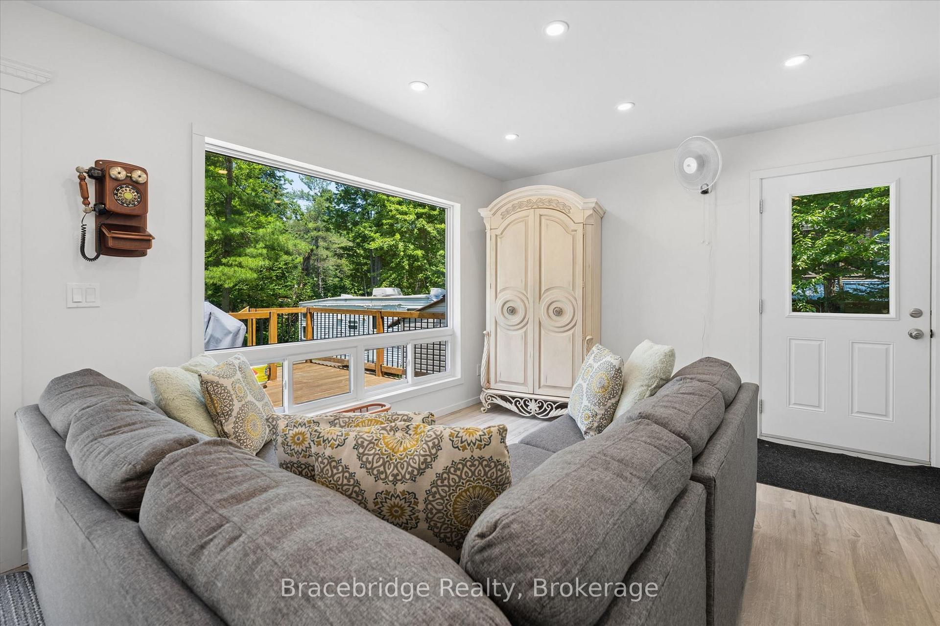 Photo 18 of 1106 River Haven Road, Bracebridge, Draper — HOMEH