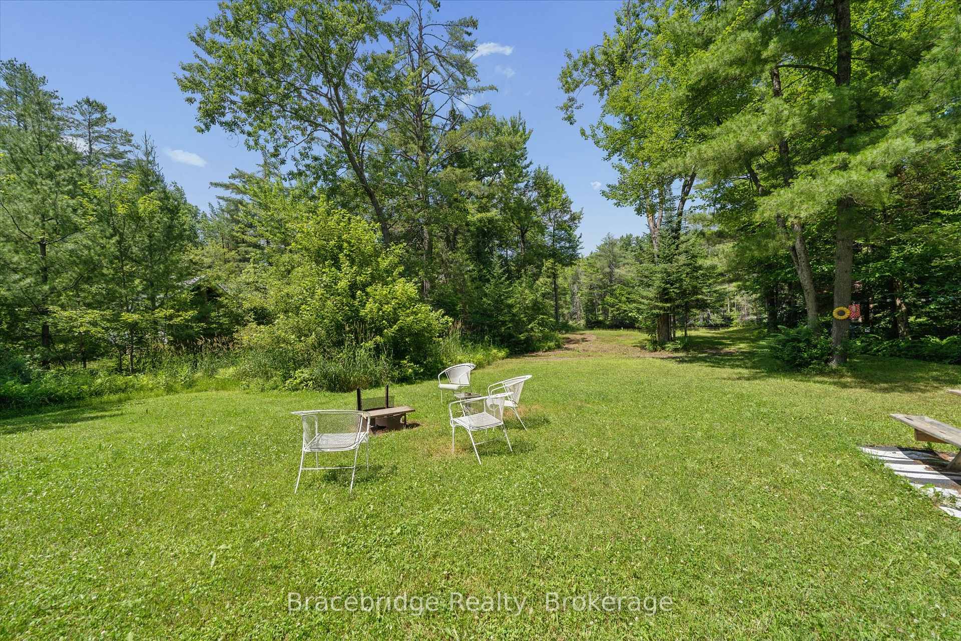 Photo 36 of 1106 River Haven Road, Bracebridge, Draper — HOMEH